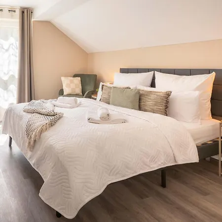 Rheinsteig Sauna-whirlpool-kino