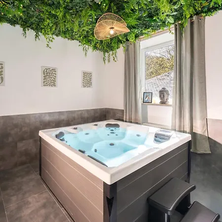 Rheinsteig Sauna-whirlpool-kino