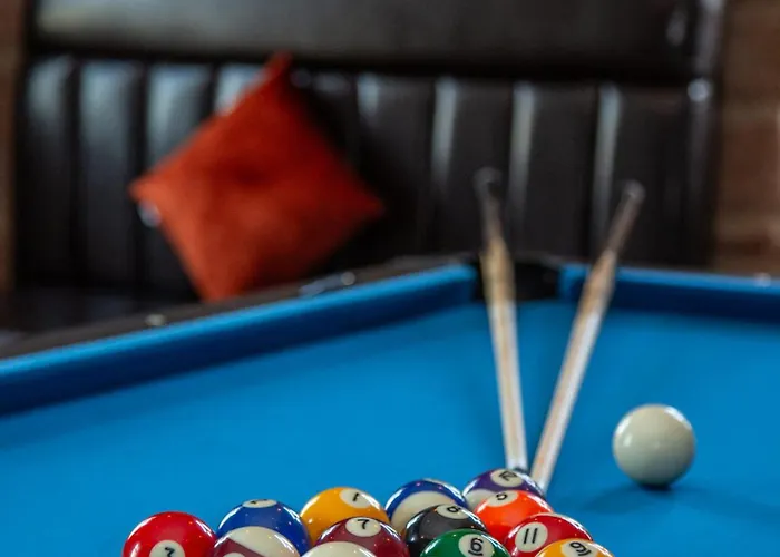 Rheinsteig Sauna-whirlpool-kino Villa *