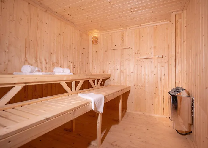 Rheinsteig Sauna-whirlpool-kino * Bendorf