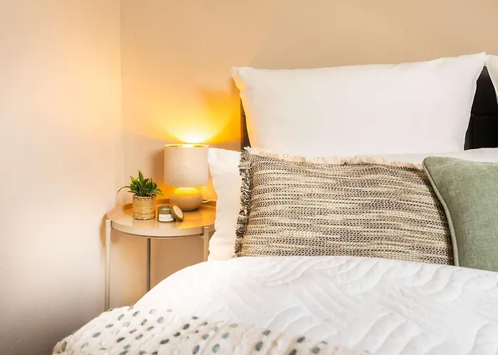 Rheinsteig Sauna-whirlpool-kino * Bendorf