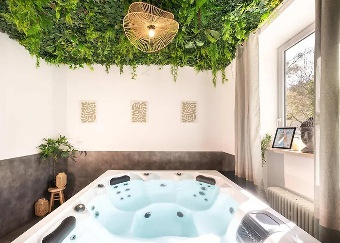 Rheinsteig Sauna-whirlpool-kino